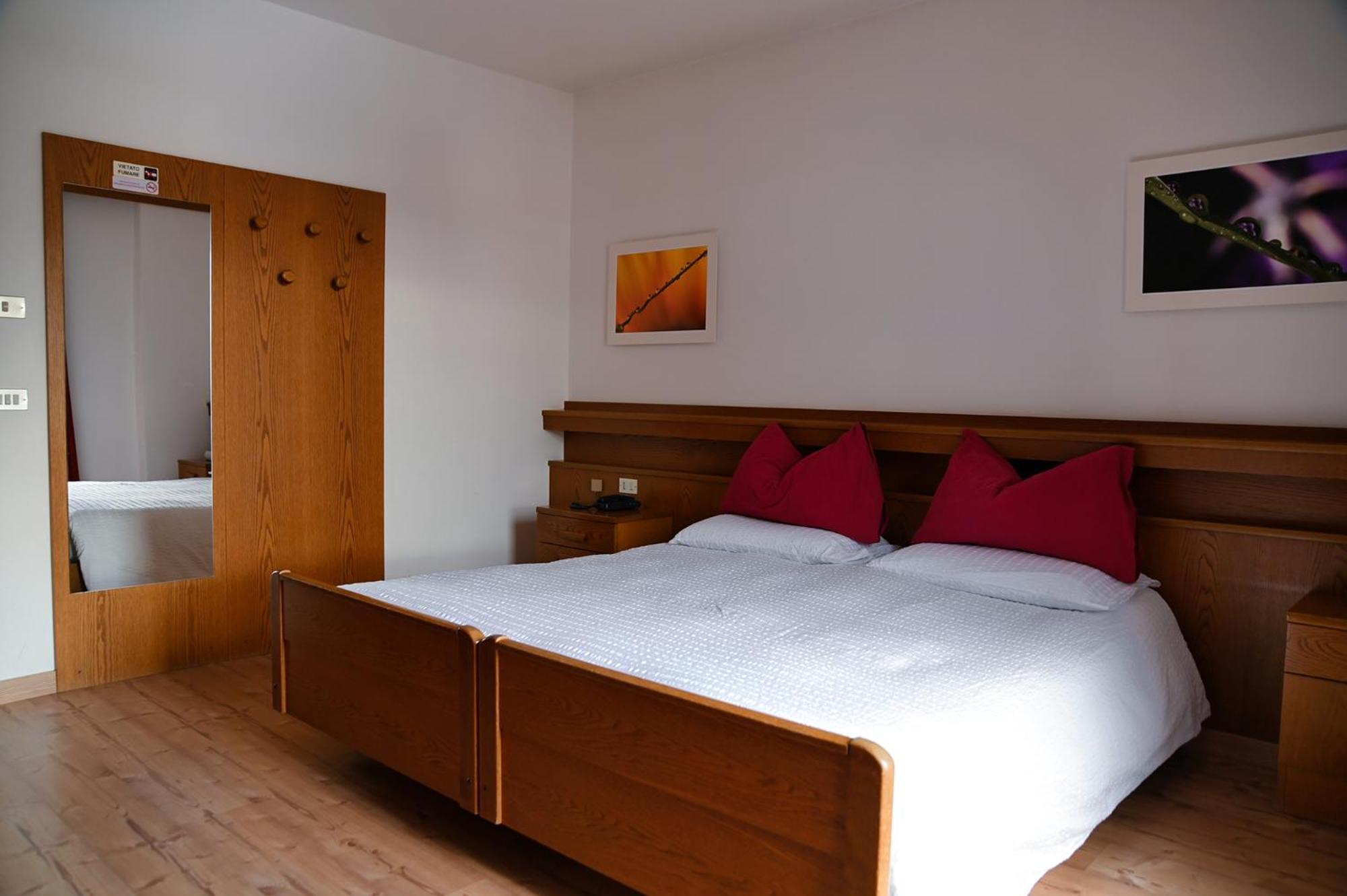 מדונה די קמפיליו Hotel La Baita מראה חיצוני תמונה